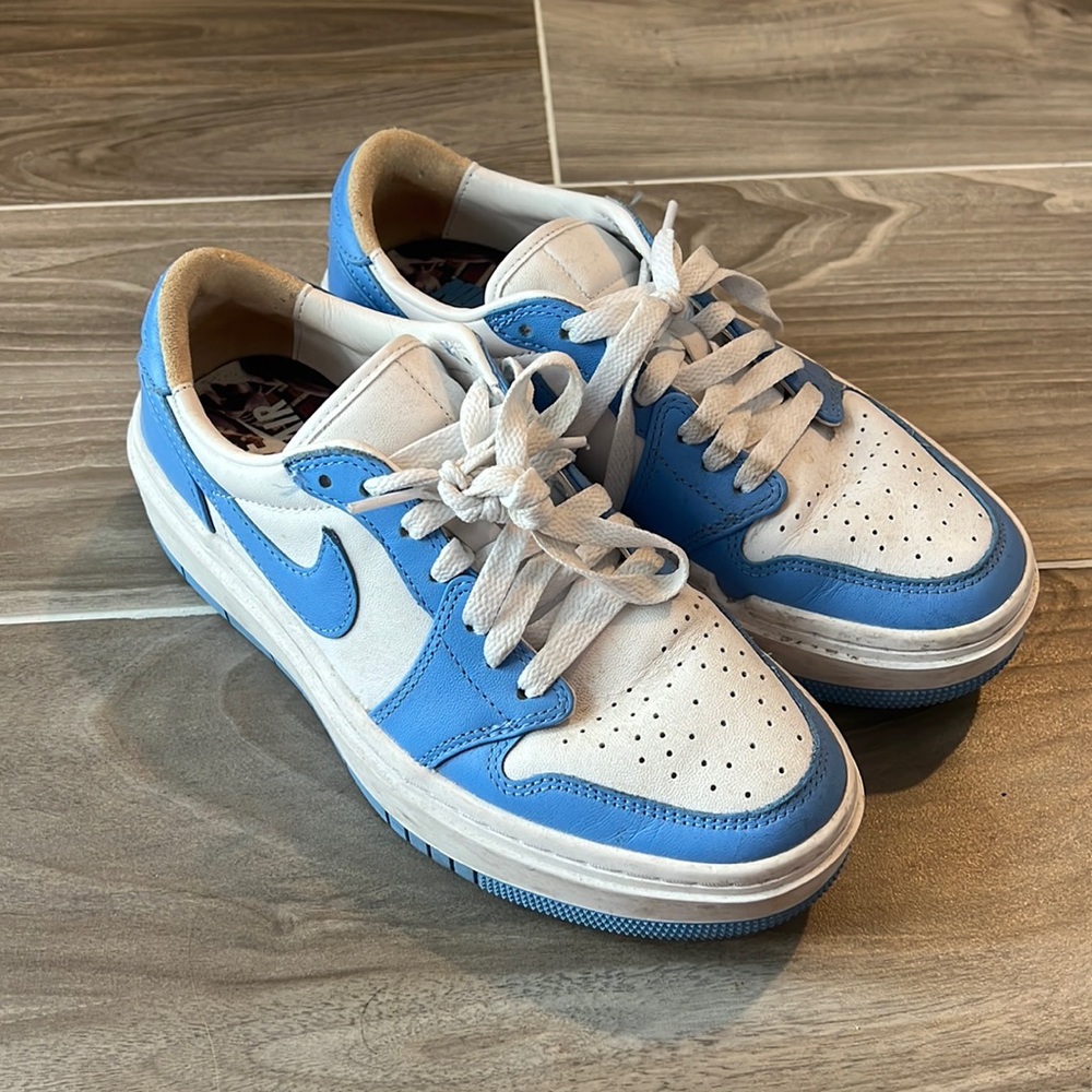 Nike women’s sneakers